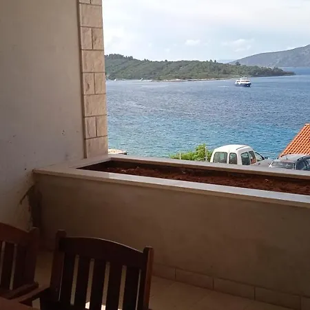 Apartament Aferdita Račišće