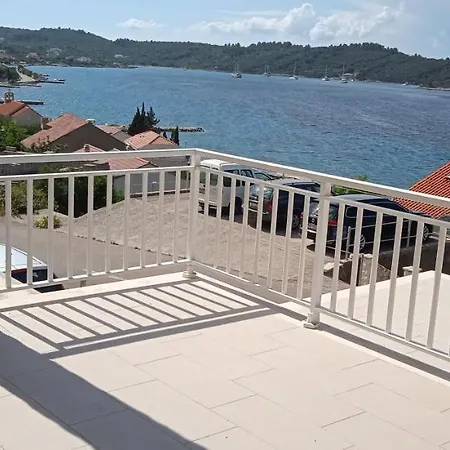 Aferdita Apartament Račišće